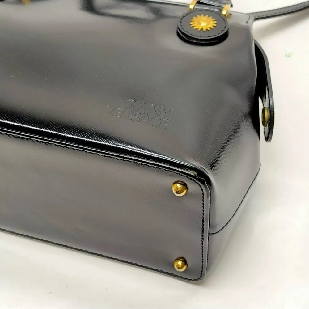 Gianni Versace Medusa Hand Bag Enamel - Picture 5 of 9